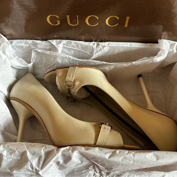 Gucci Peep Toe with horse bit detail - Picture 2 of 8